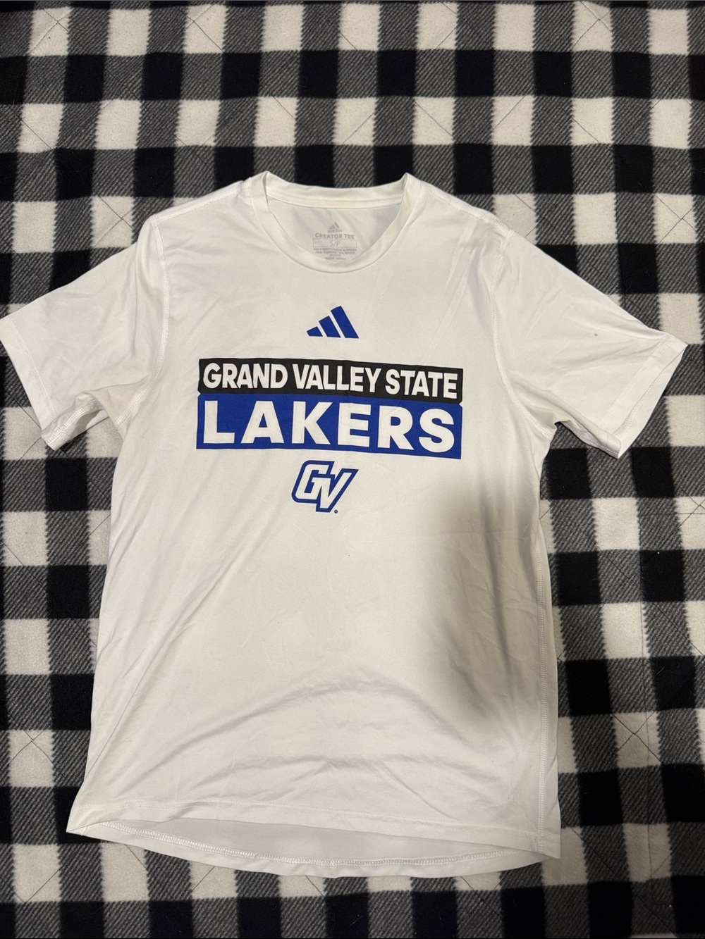 Clothing item - T-shirt